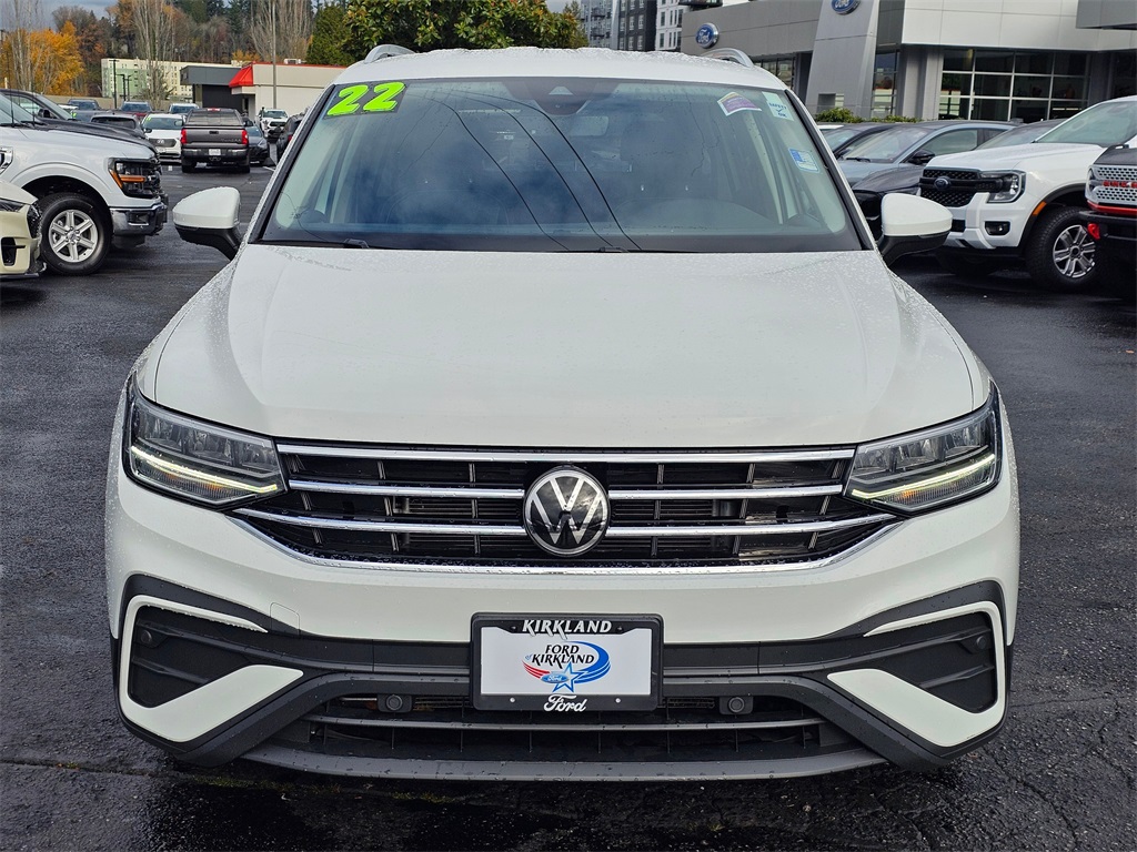 2022 Volkswagen Tiguan SE photo 2