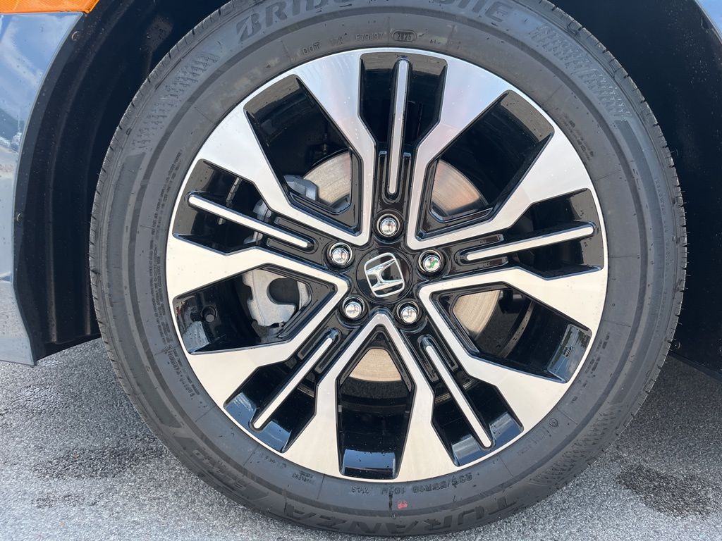 2026 Honda Odyssey Elite photo 6