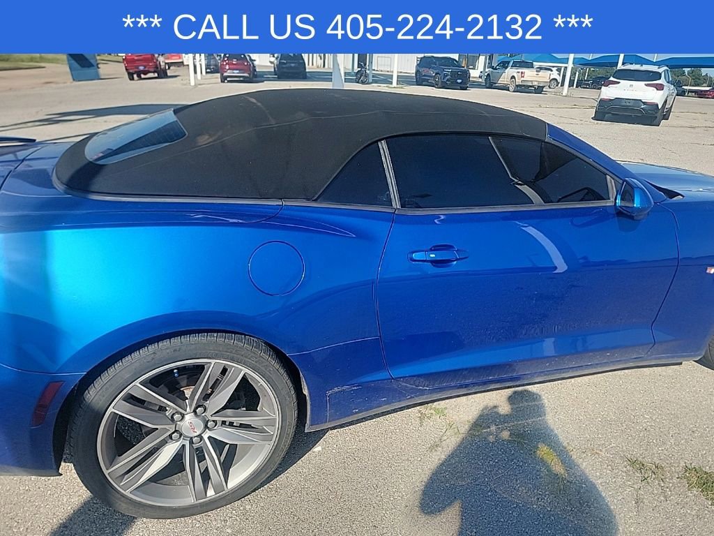 2017 Chevrolet Camaro 2LT photo 19