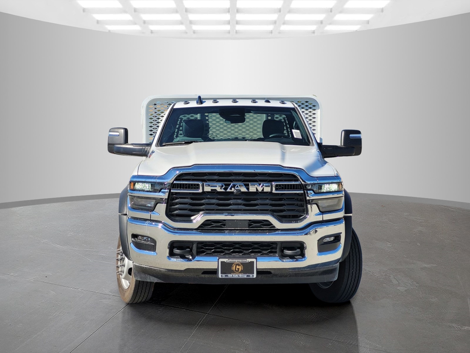 2026 Ram 5500 Tradesman photo 2