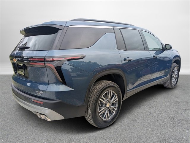 2026 Chevrolet Traverse photo 3