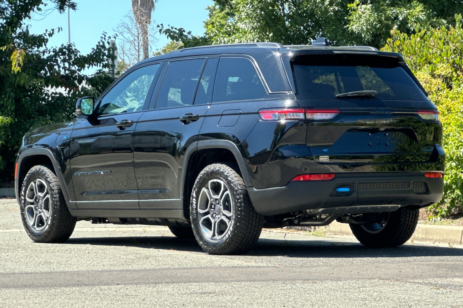 2023 Jeep Grand Cherokee Trailhawk 4xe photo 4