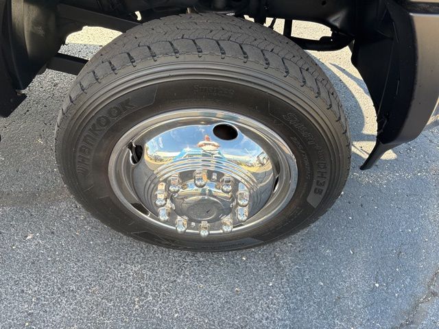 2021 Ram 5500 Tradesman photo 12