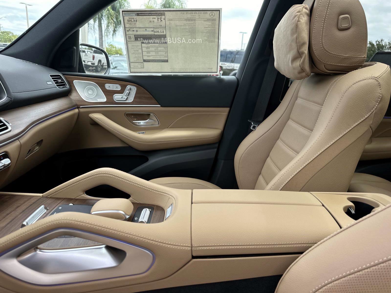 2026 Mercedes Benz GLS 450 4MATIC photo 18