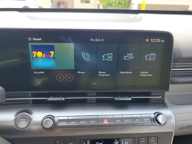 2026 Hyundai Kona SEL photo 17