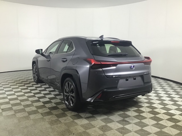 2021 Lexus UX 250h F SPORT photo 4