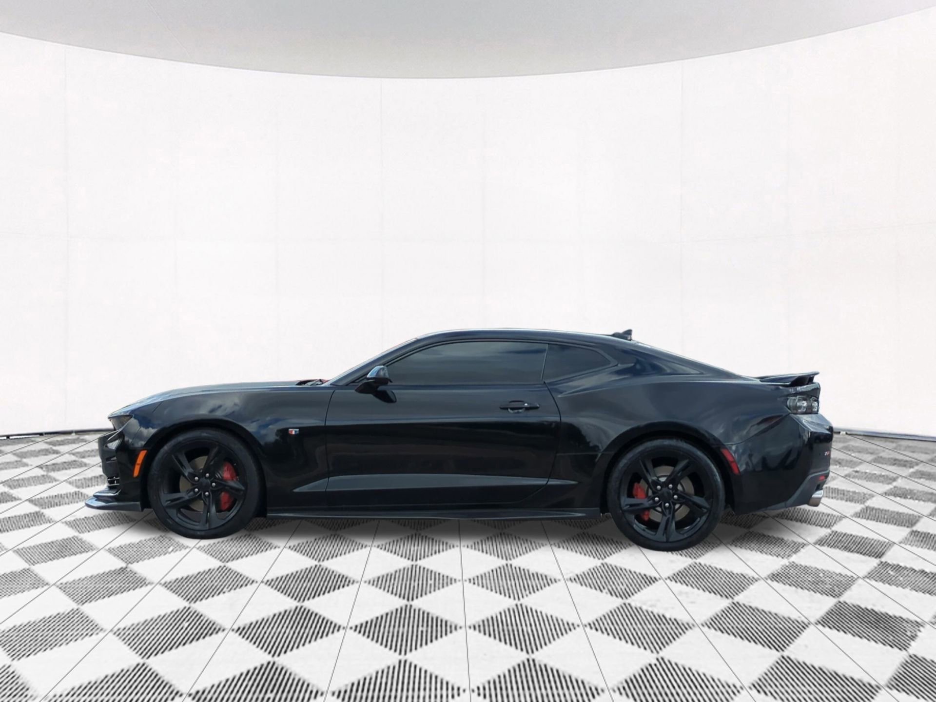 2019 Chevrolet Camaro 2SS photo 2
