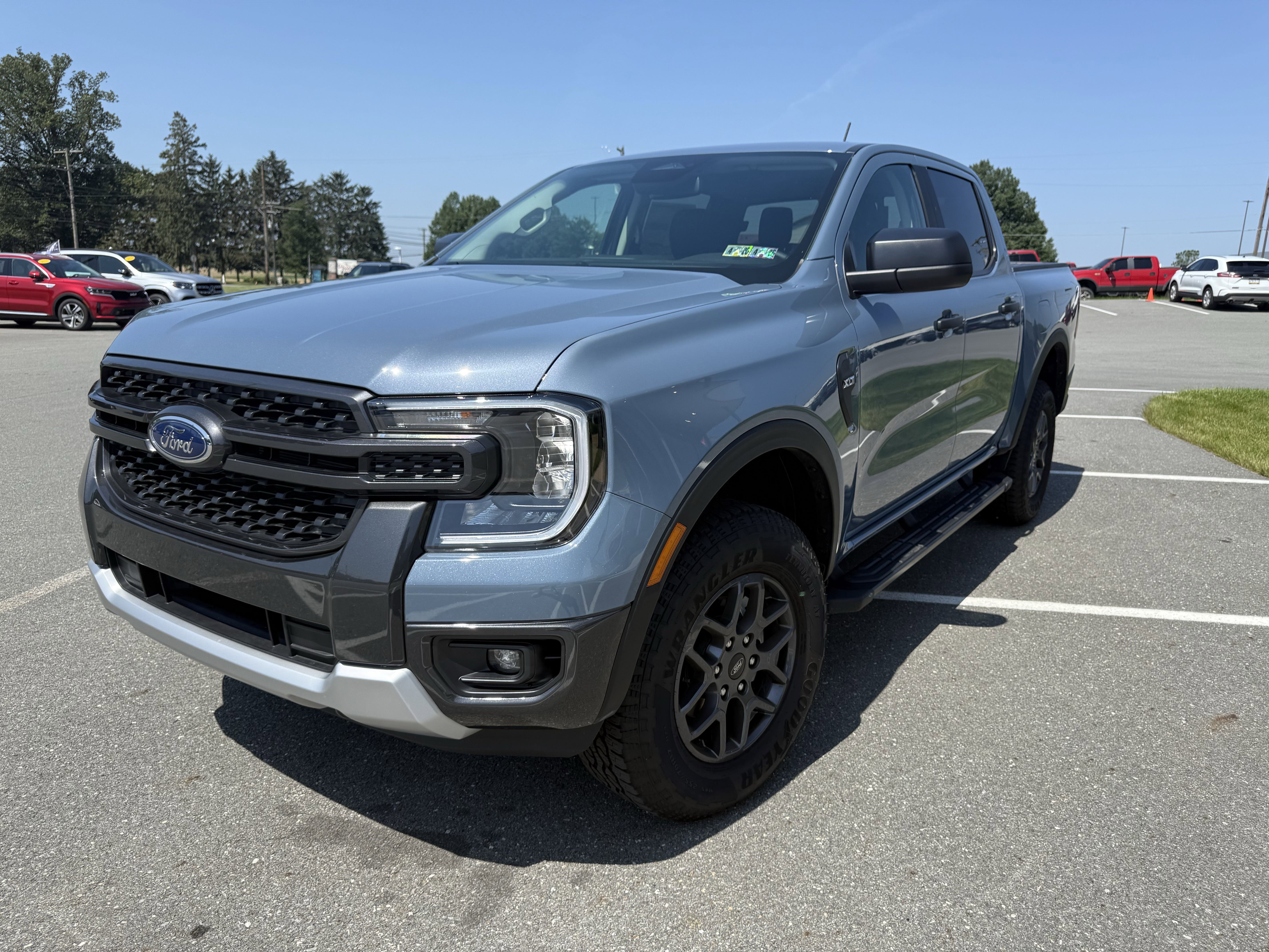 2025 Ford Ranger XLT photo 3