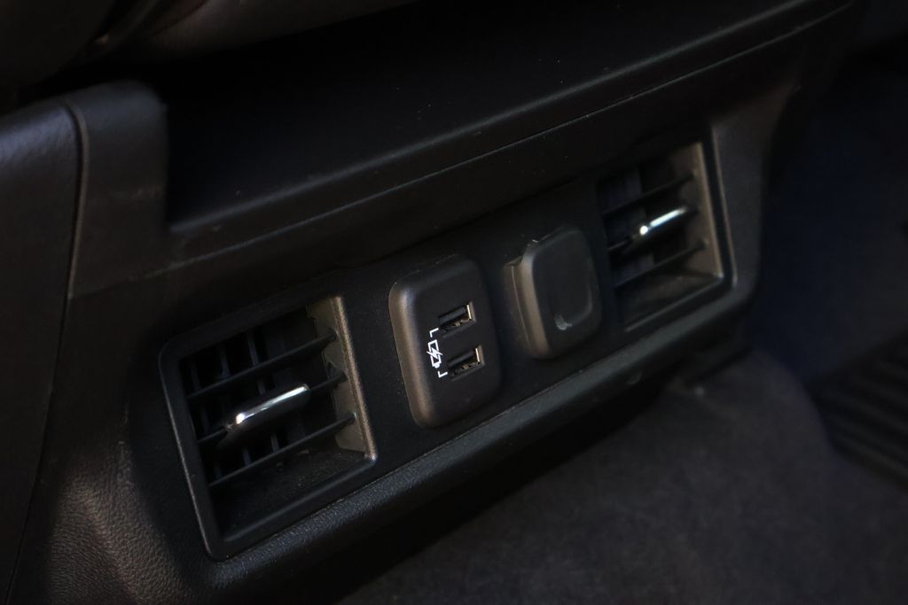 2020 Chevrolet Silverado 1500 RST photo 36