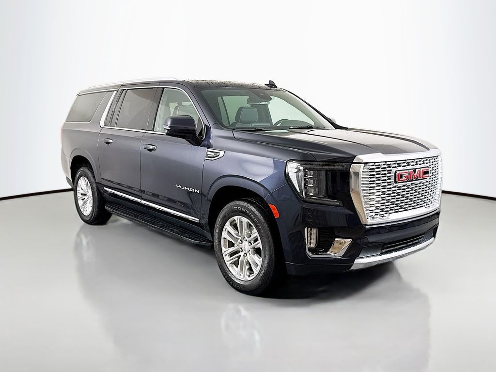 2023 GMC Yukon XL SLT's photo