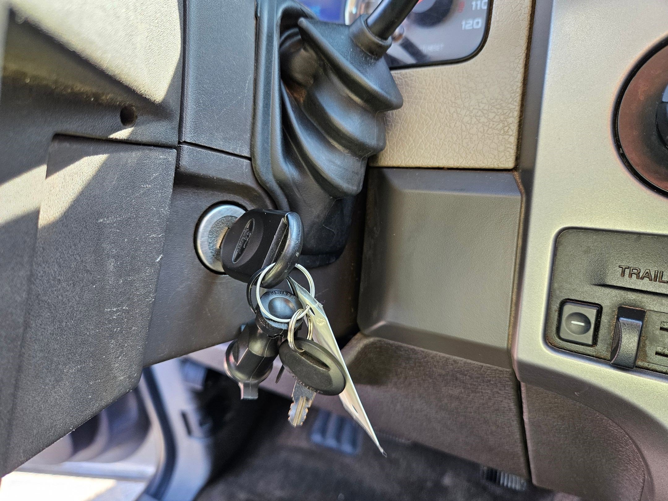 2010 Ford F-150 XLT photo 18