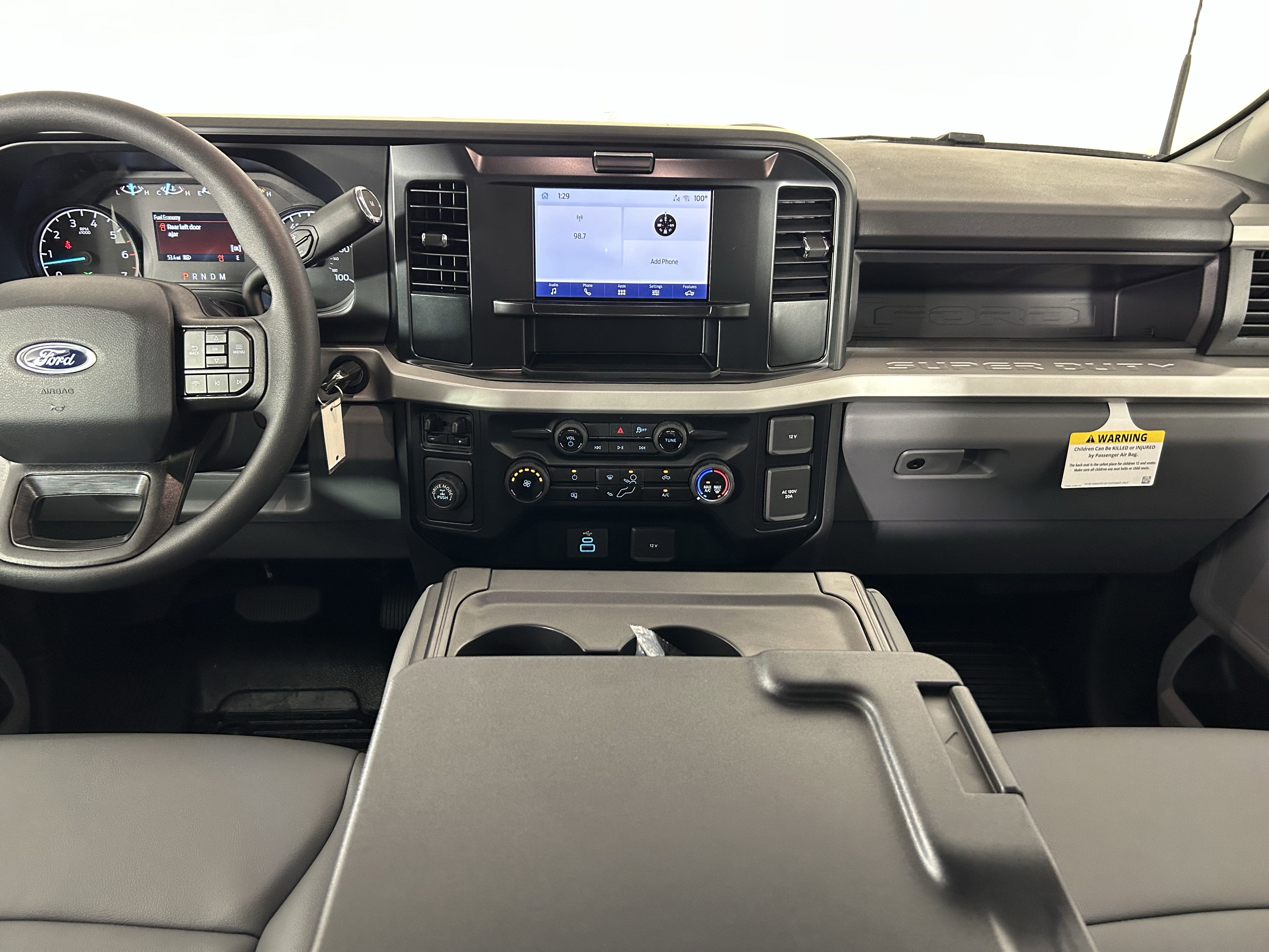 2025 Ford F-350 photo 3