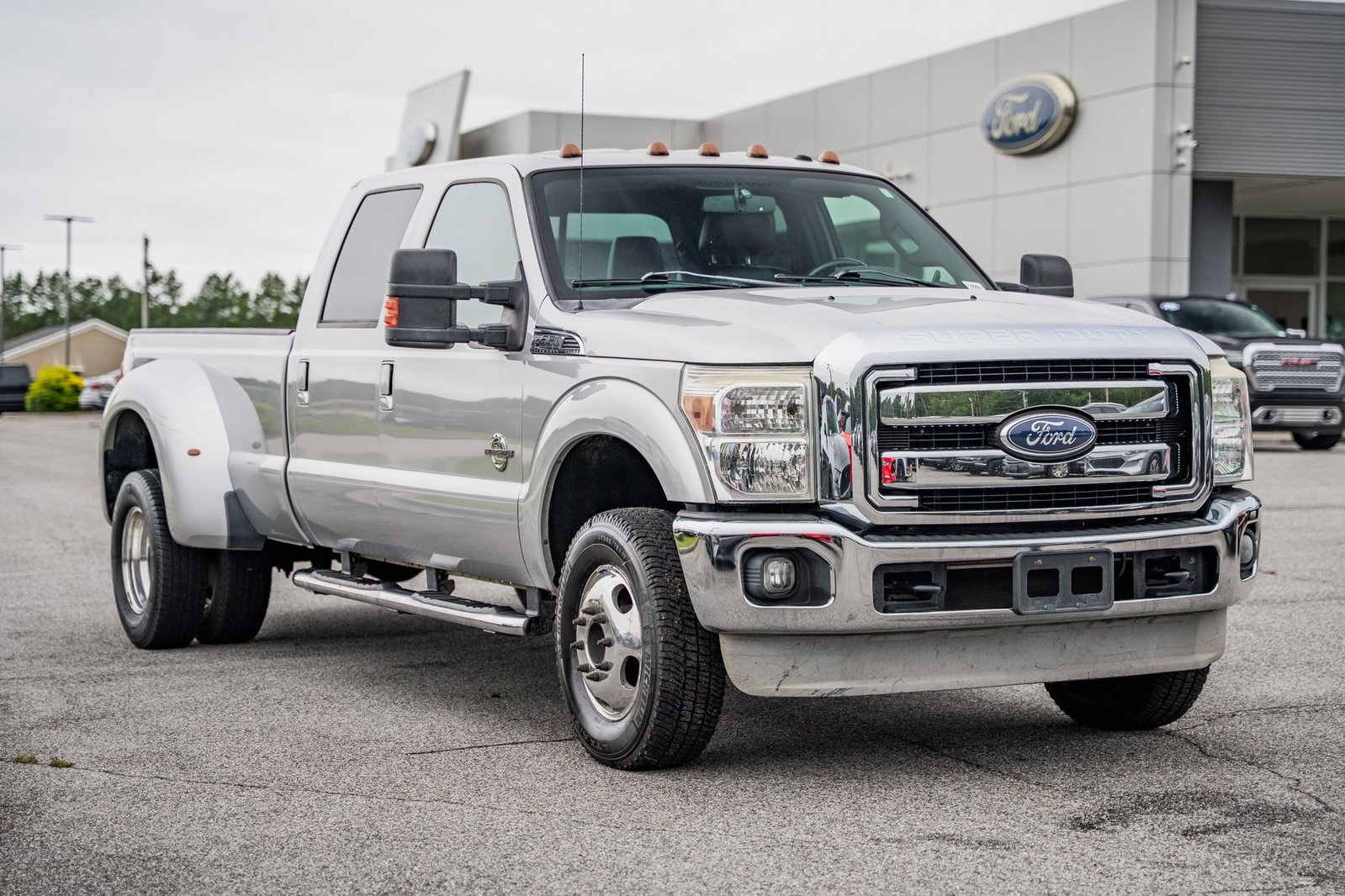 2011 Ford F-350 Super Duty Lariat