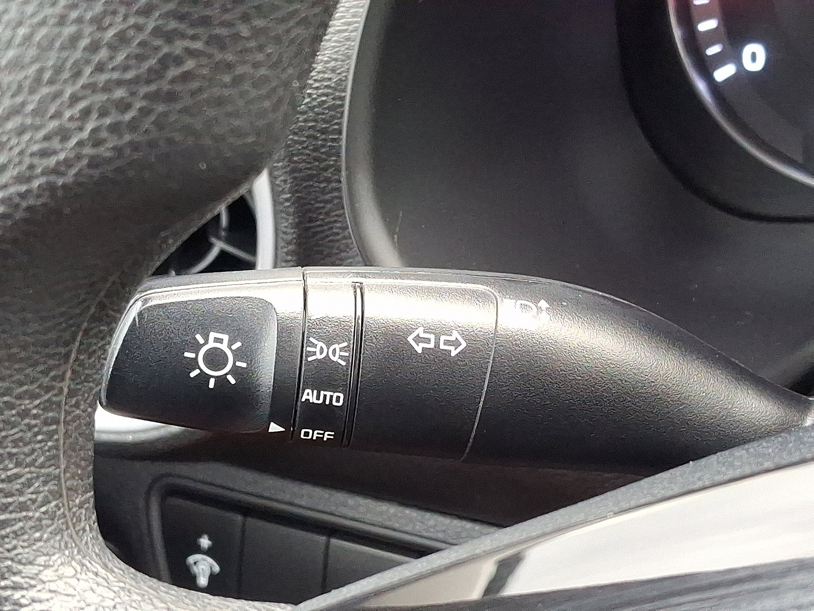 2023 Kia Forte LXS photo 19