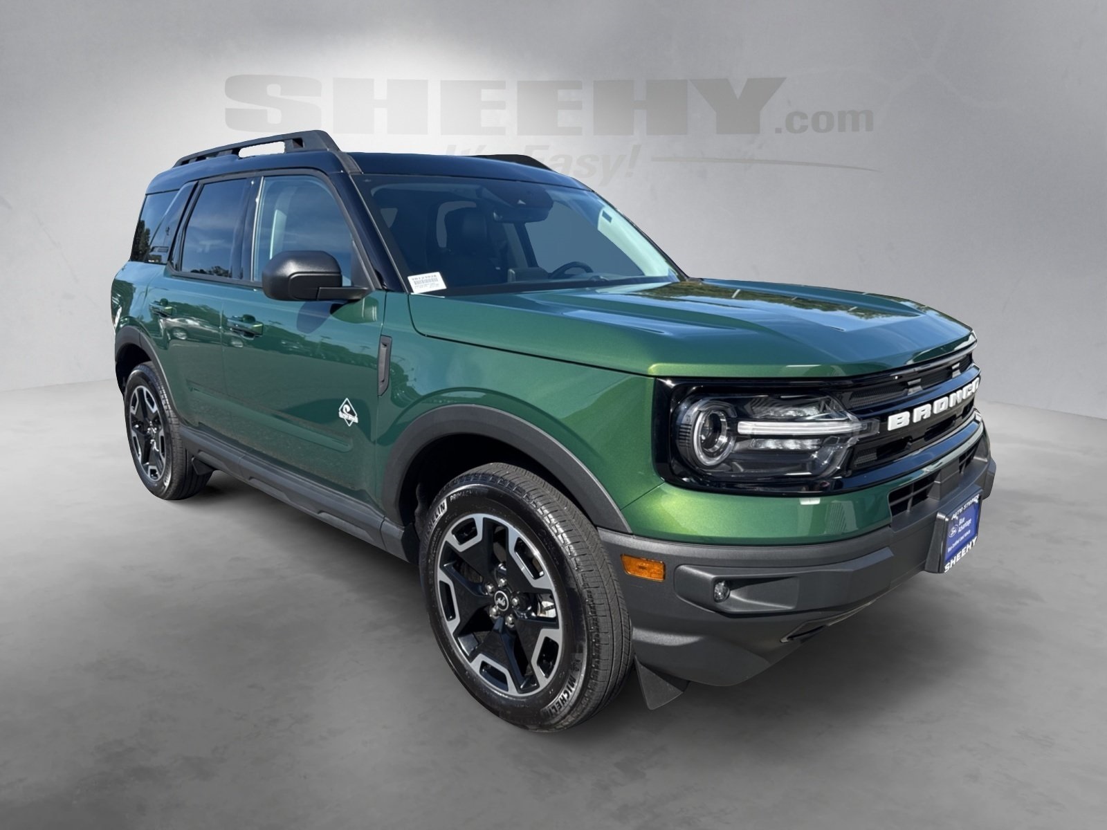 2024 Ford Bronco Sport Outer Banks photo 2
