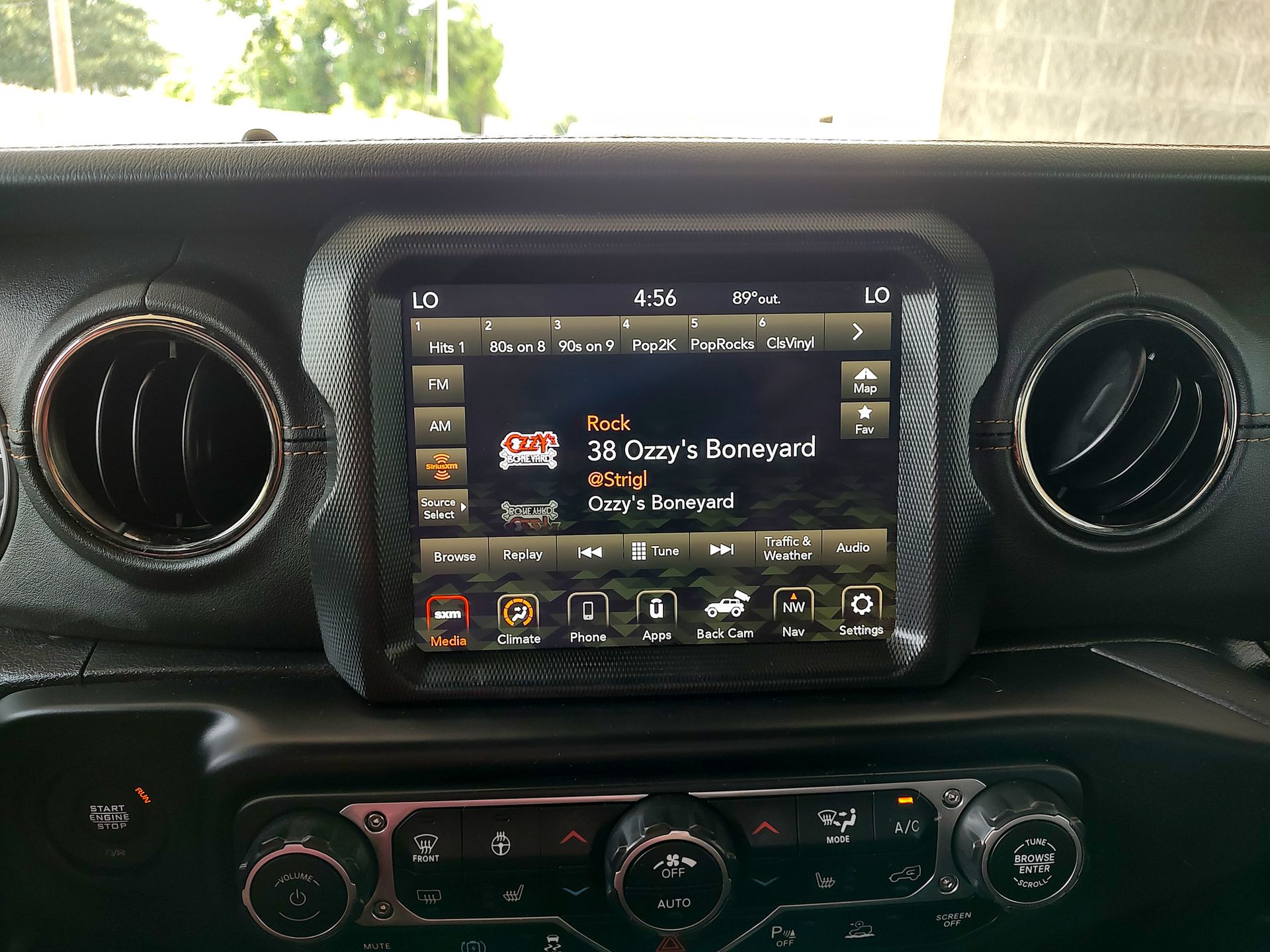 2022 Jeep Wrangler Unlimited Sahara High Altitude 4xe photo 8