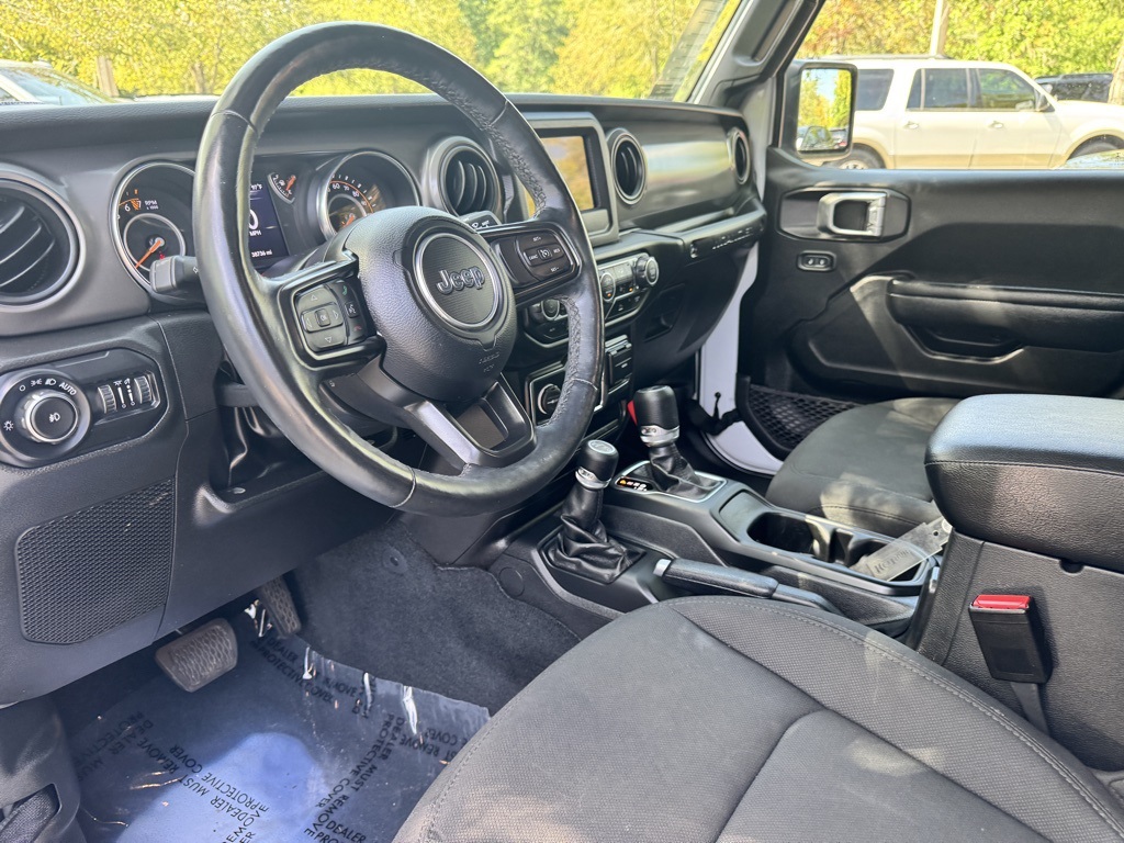 2022 Jeep Wrangler Unlimited Willys photo 19
