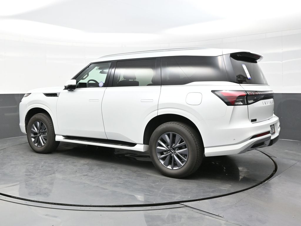 2025 Infiniti QX80 Pure photo 2
