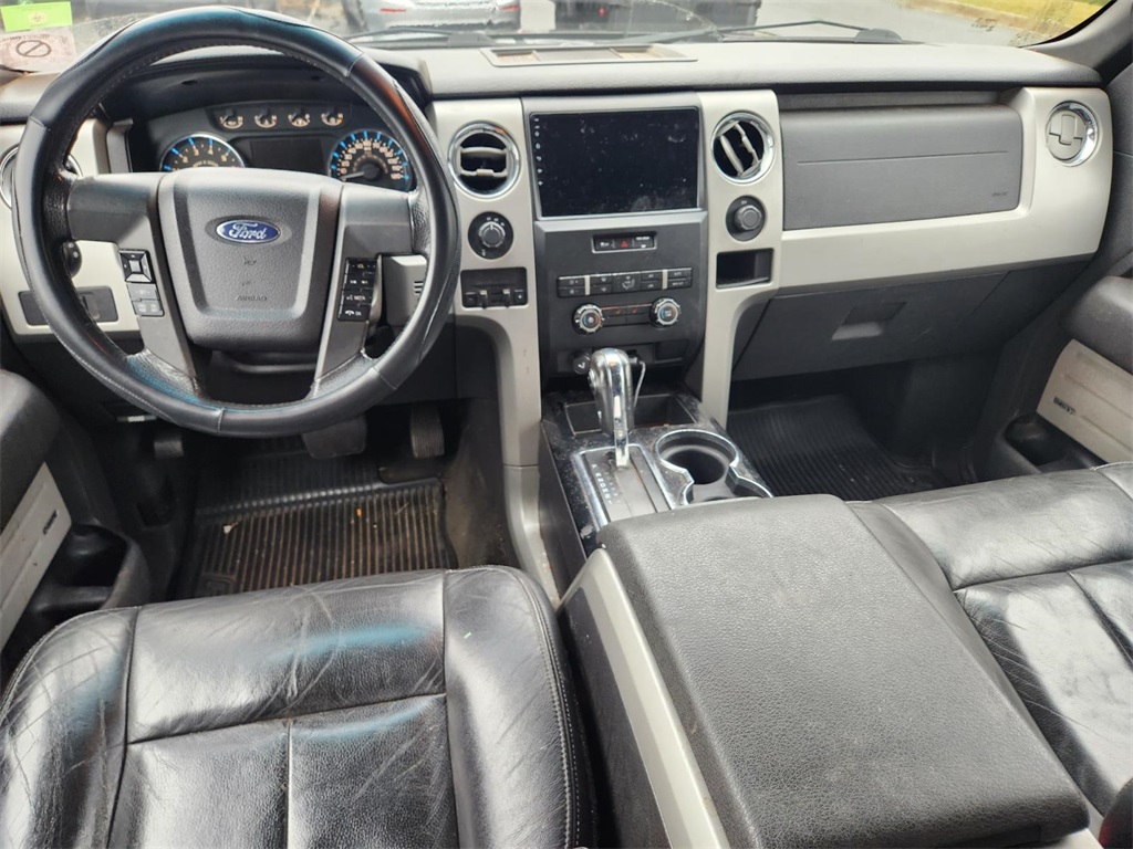 2011 Ford F-150 FX4 photo 2