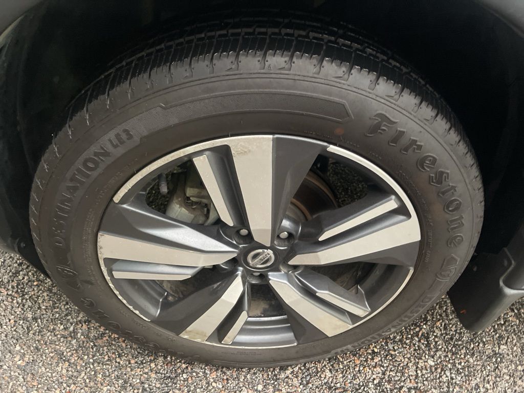 2021 Nissan Rogue SL photo 18
