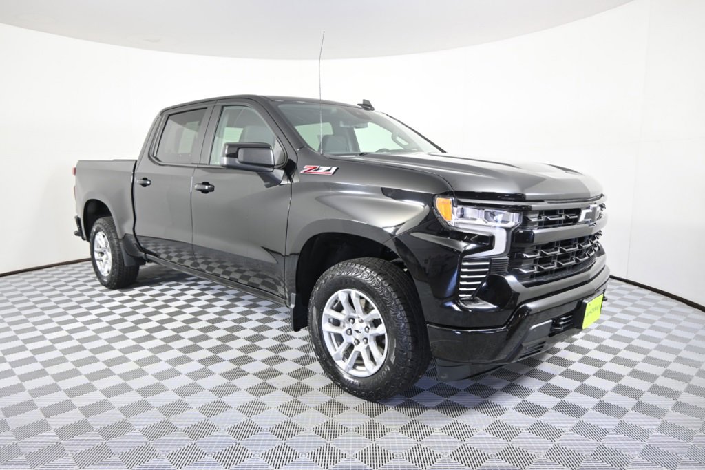 2022 Chevrolet Silverado 1500 RST photo 9