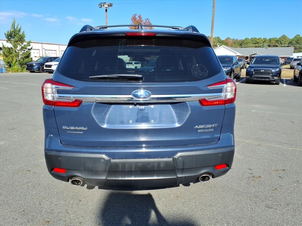 2023 Subaru Ascent Limited photo 3