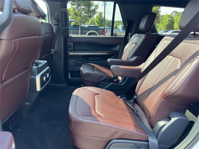 2024 Ford Expedition Limited photo 12