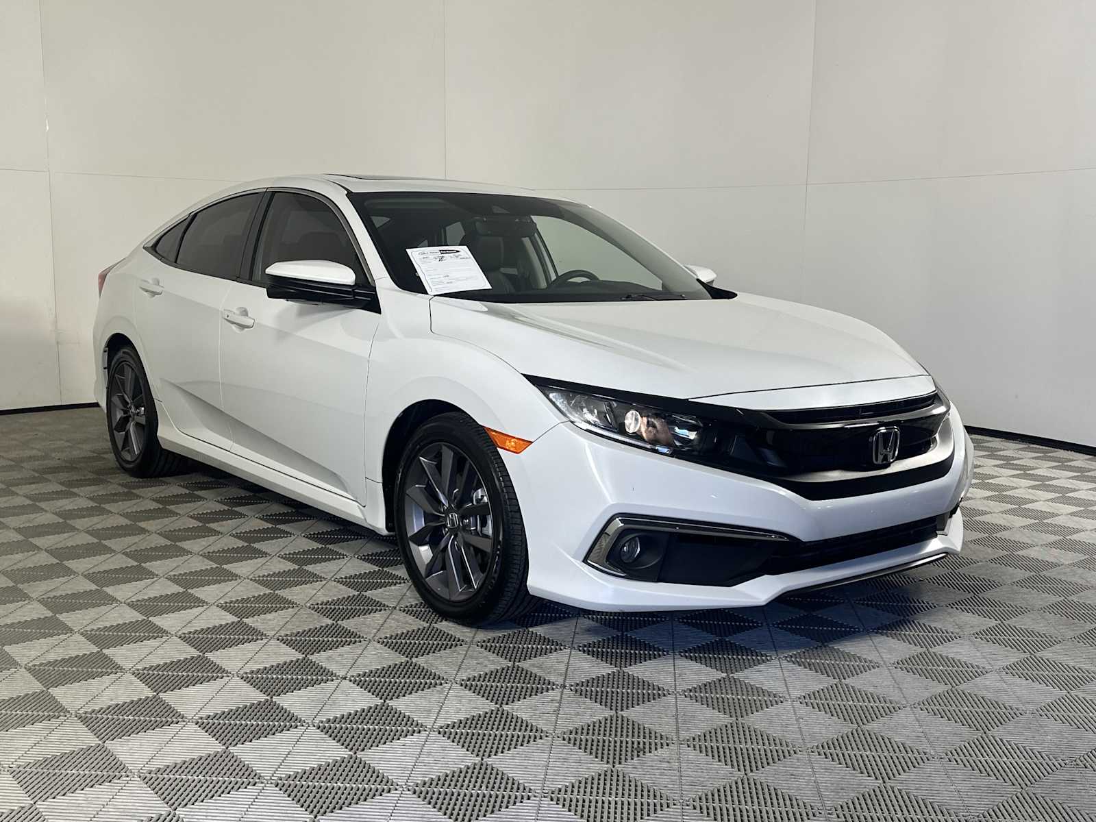 2021 Honda Civic EX-L's photo