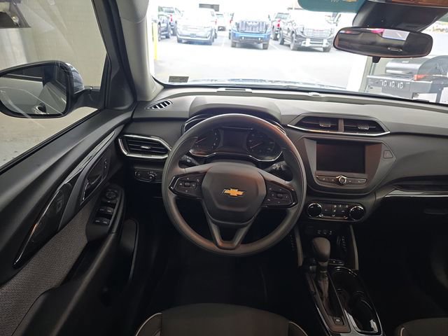 2023 Chevrolet Trailblazer LT photo 12