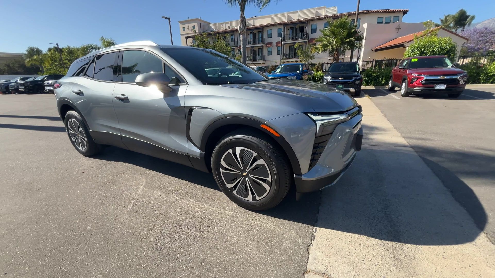 2025 Chevrolet Blazer EV photo 2