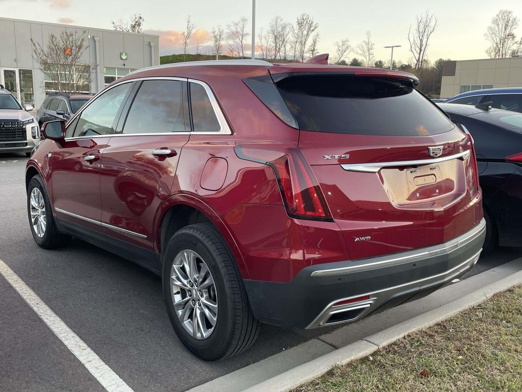 2020 Cadillac XT5 Premium Luxury photo 3