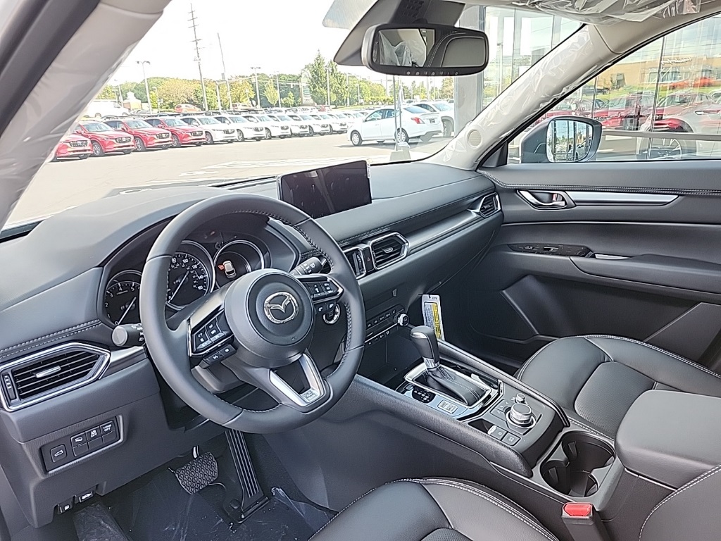 2025 Mazda CX-5 2.5 S Preferred photo 4