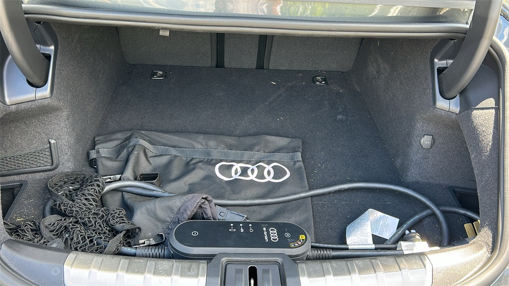 2023 Audi RS e-tron GT Base photo 27