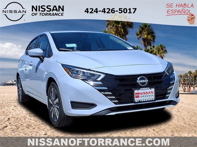 2025 Nissan Versa SV's photo