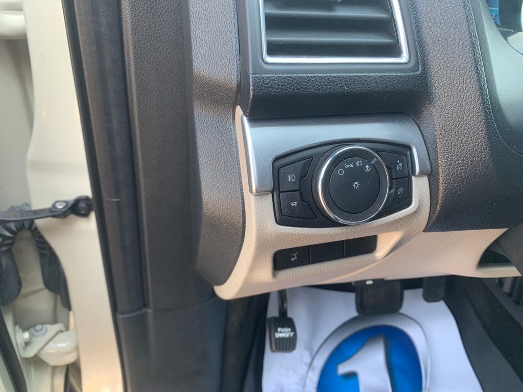 2018 Ford Explorer Limited photo 12