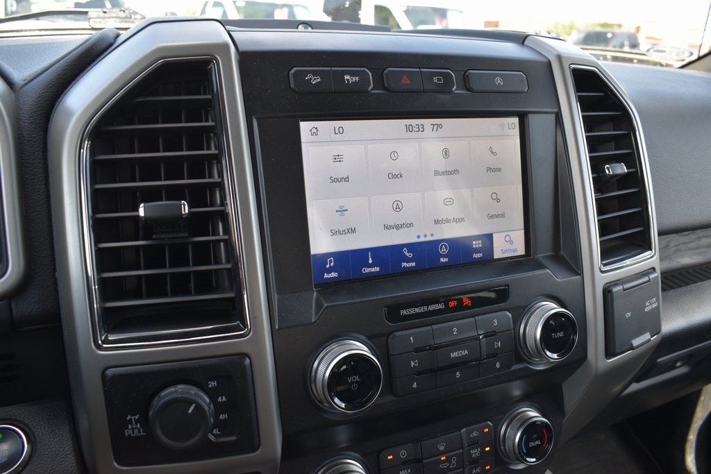 2020 Ford F-150 Lariat photo 12