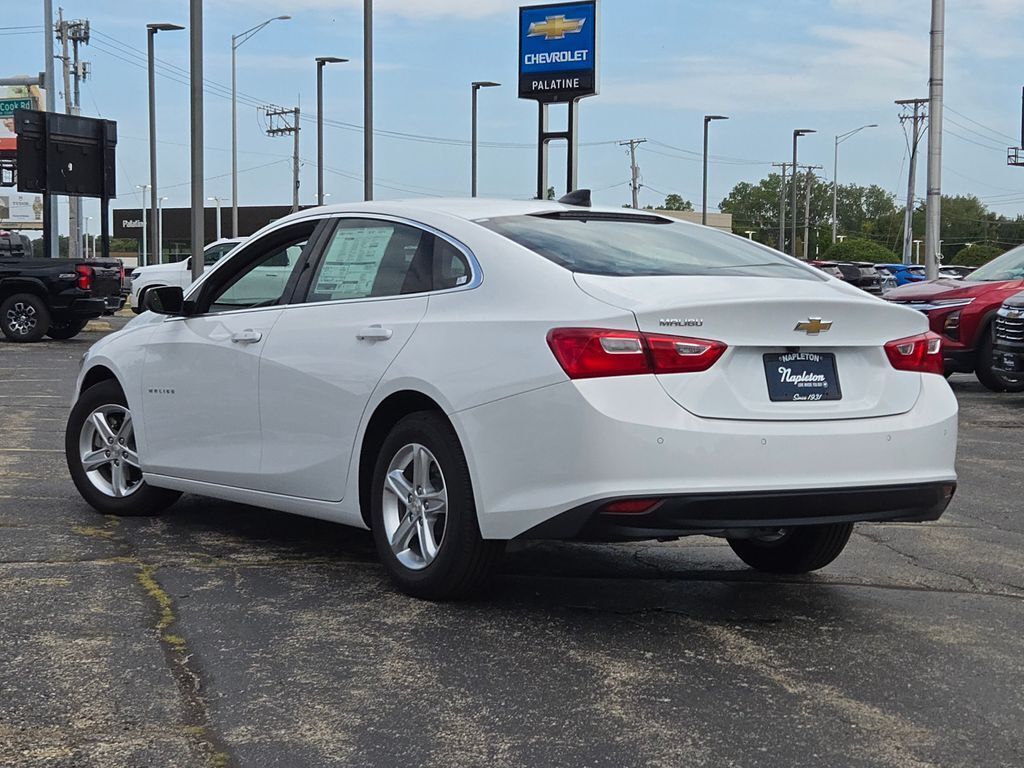 2025 Chevrolet Malibu LS photo 11