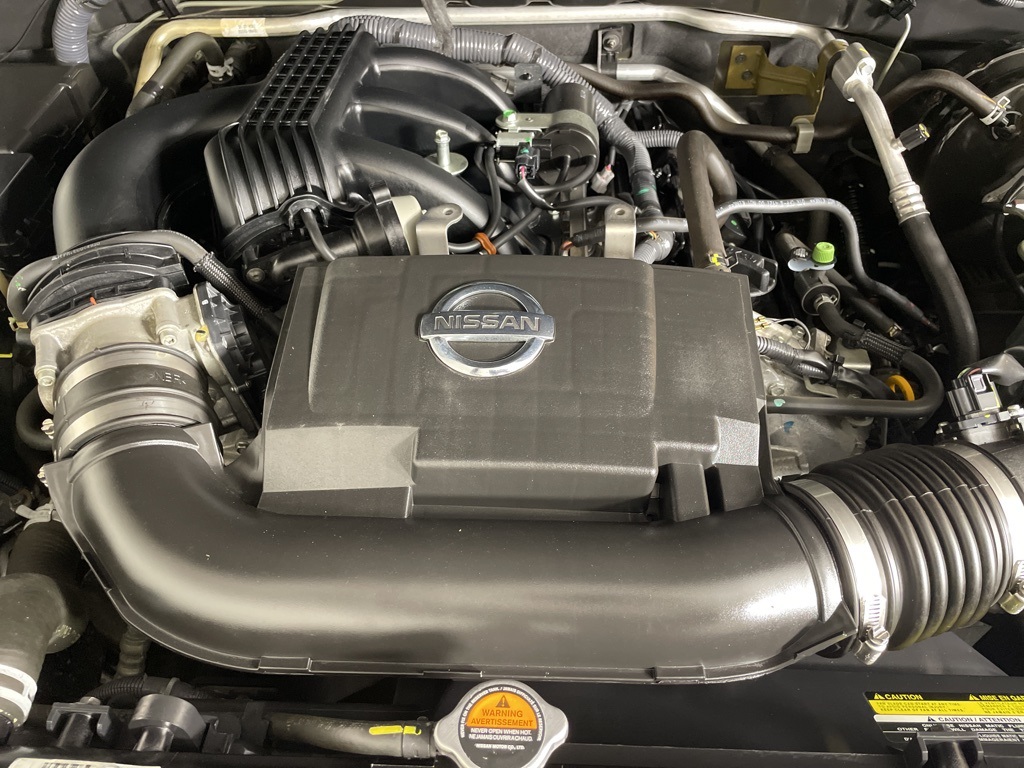 2015 Nissan Frontier S photo 31
