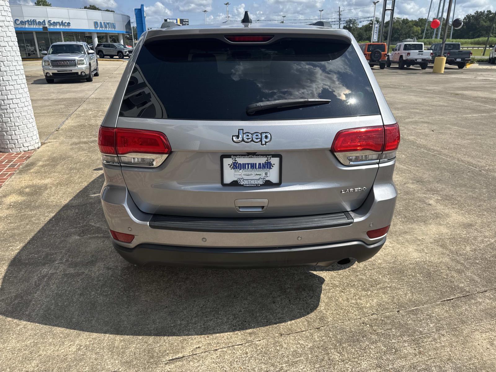 2018 Jeep Grand Cherokee Laredo E photo 6