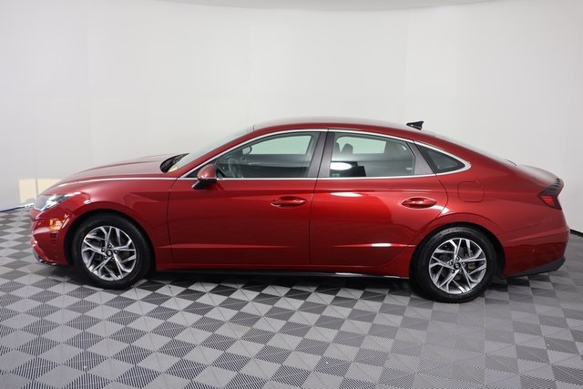 2023 Hyundai Sonata SEL photo 3