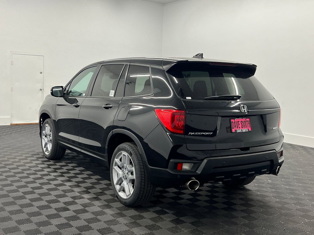 2024 Honda Passport EX-L photo 3