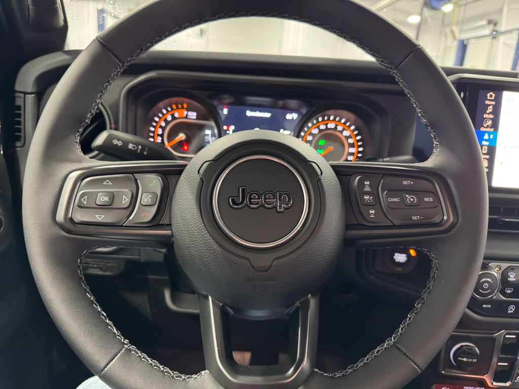 2025 Jeep Wrangler Rubicon X photo 24