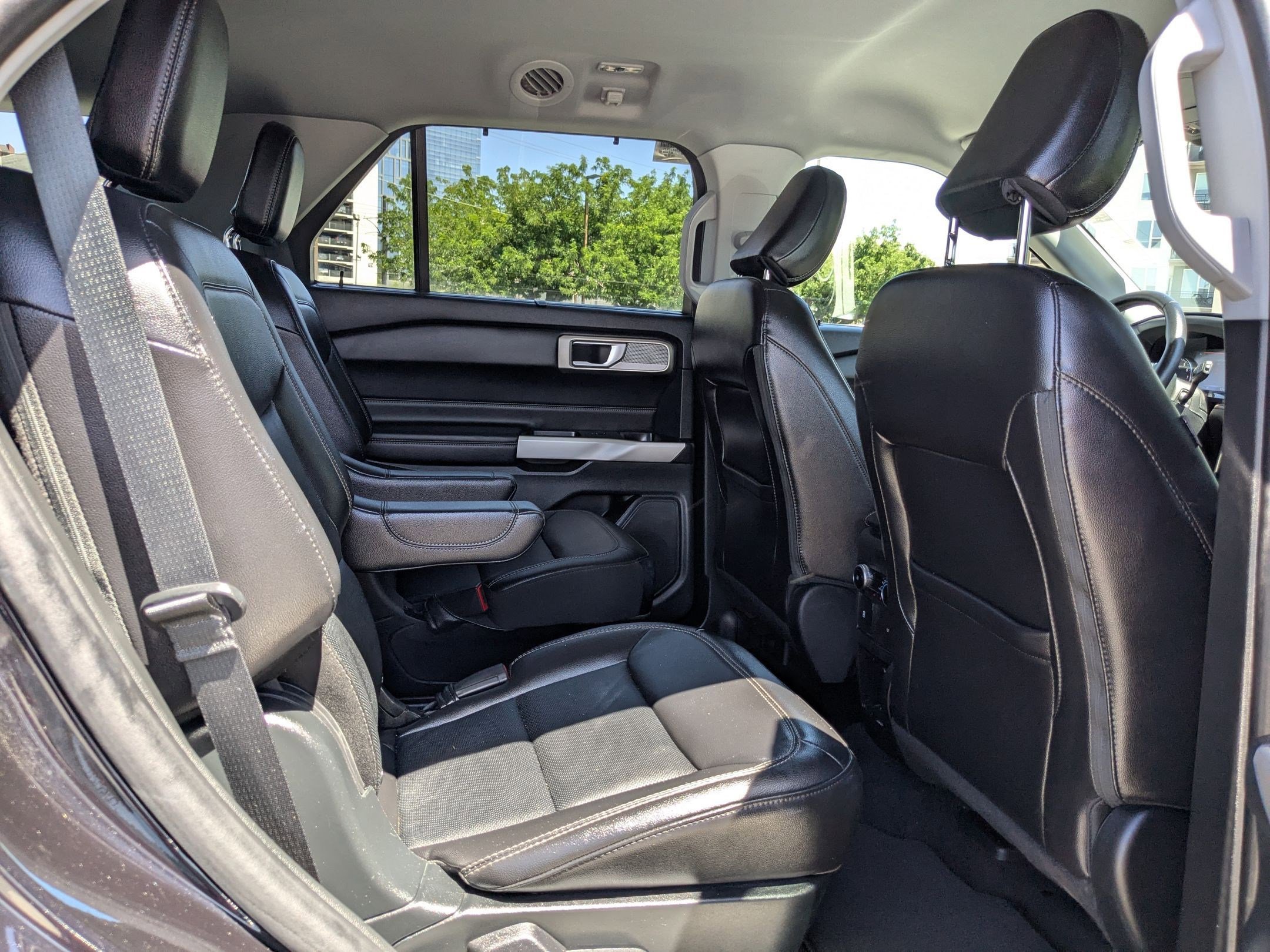 2024 Ford Explorer Limited photo 28