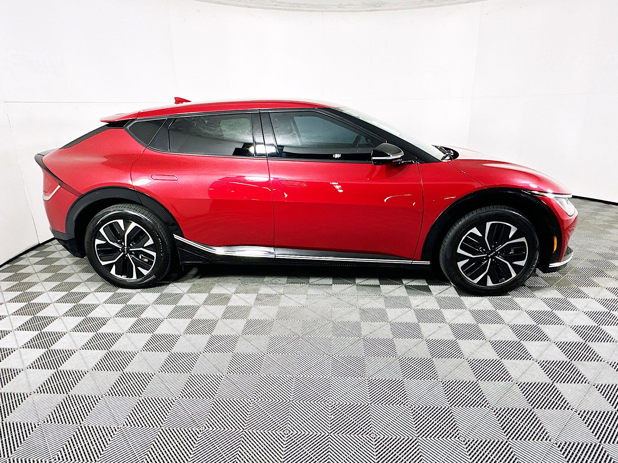 Used 2023 Kia EV6 Wind with VIN KNDC34LA9P5604708 for sale in Coconut Creek, FL