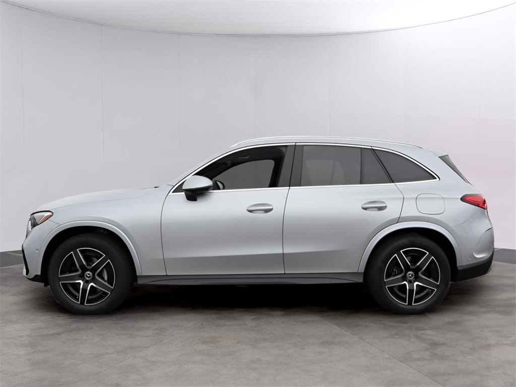 2026 Mercedes Benz GLC 350e 4MATIC photo 3