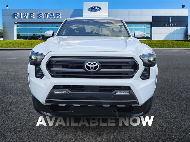 2024 Toyota Tacoma SR5 photo 2