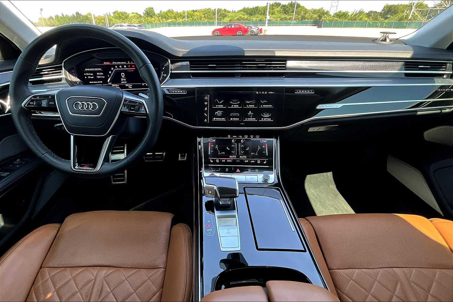 2022 Audi S8 Quattro photo 14