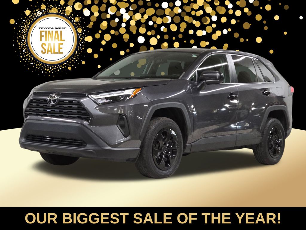 2023 Toyota RAV4 LE's photo