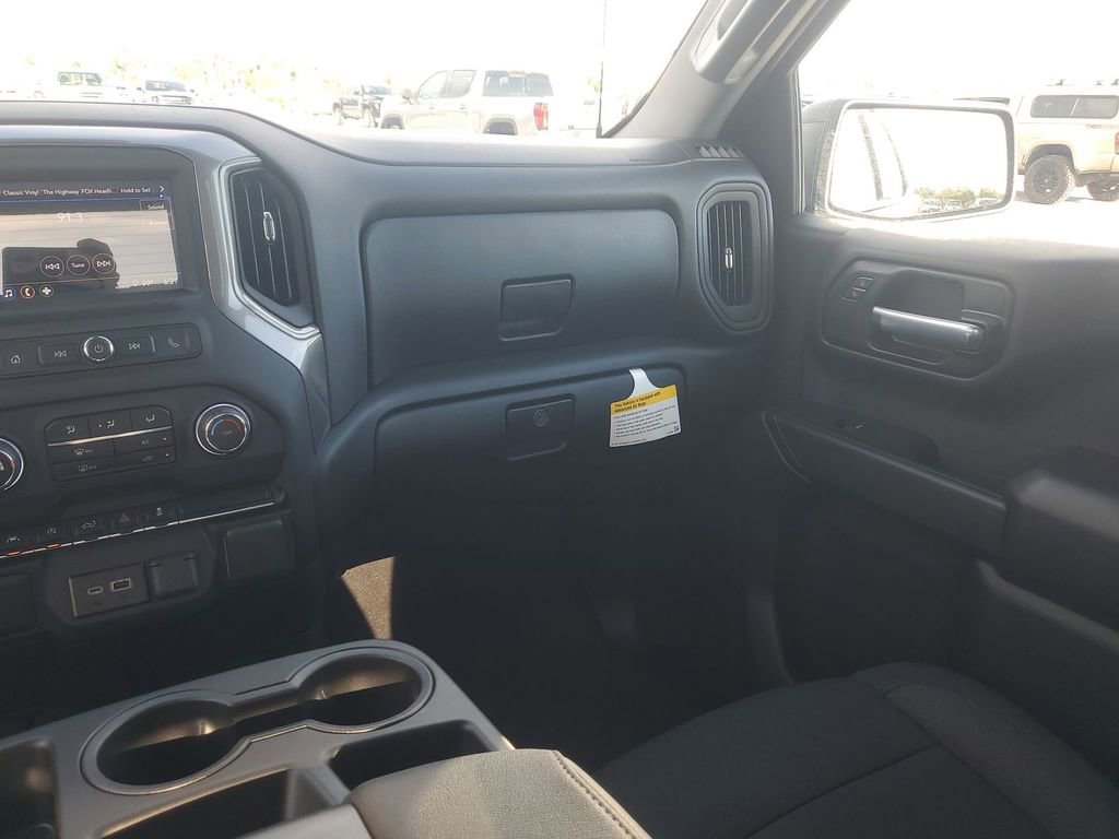 2025 Chevrolet Silverado 1500 Custom photo 25