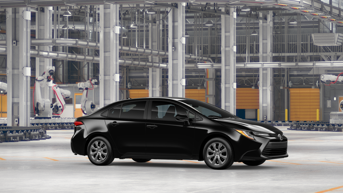 2026 Toyota Corolla LE photo 13